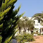 Village & 4* Hersonissos (Crete)