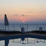 Otel Village & Hersonissos (Crete)