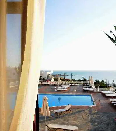 Village & 4* Hersonissos (Crete)