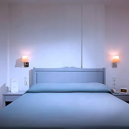 Hotel Village & 4*