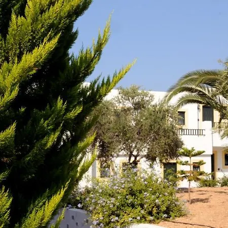 Village & 4* Hersonissos (Crete)