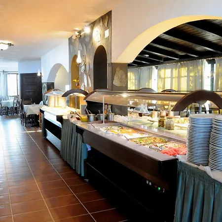 Village & 4* Hersonissos (Crete)