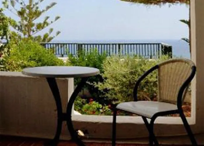 Village & Ξενοδοχείο