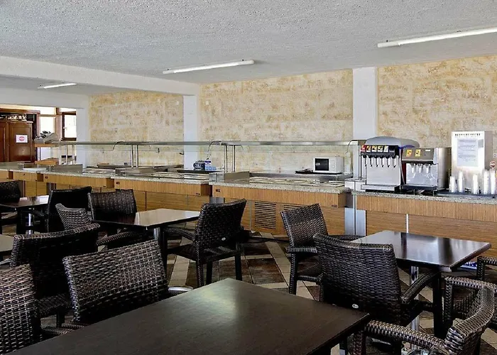 Ξενοδοχείο Village & Χερσόνησος