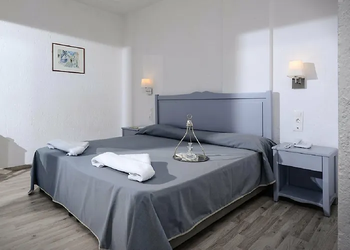 Village & 4* Χερσόνησος