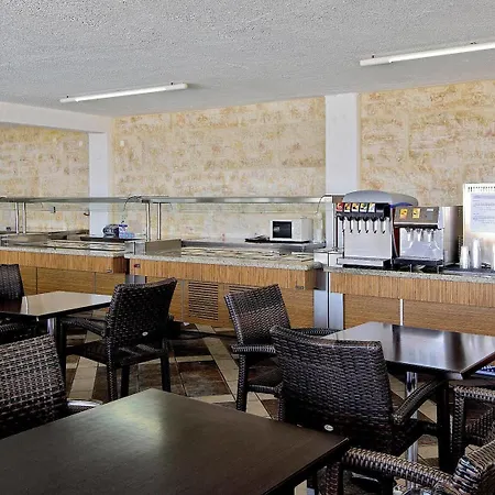 Village & 赫索尼索斯