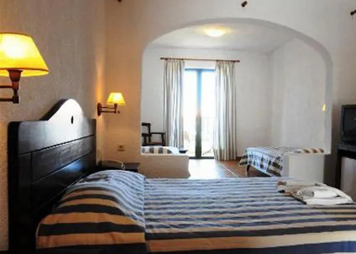 Village & Hotel Hersonissos (Crete)